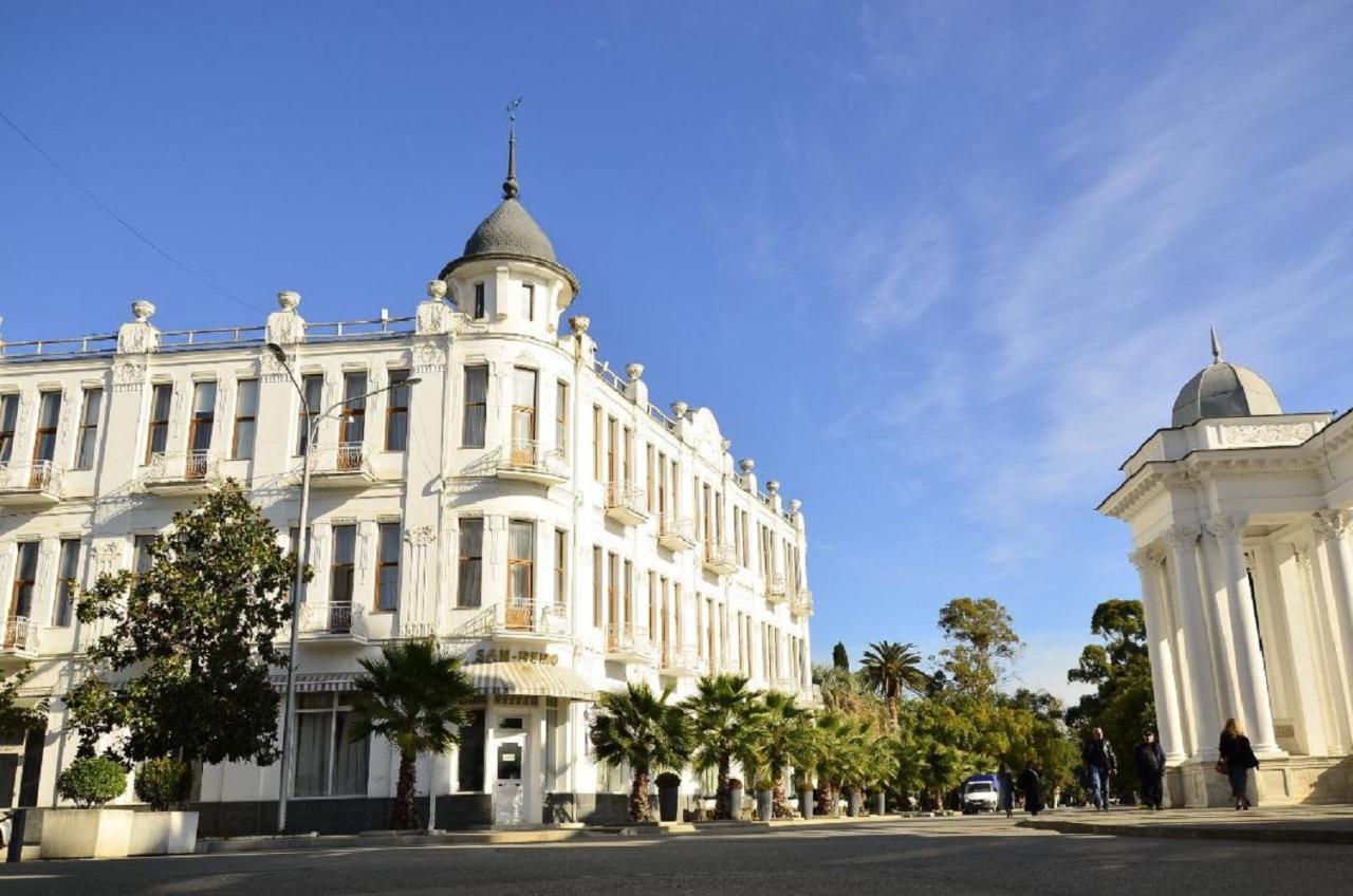 Ritsa Hotel Sohum Dış mekan fotoğraf