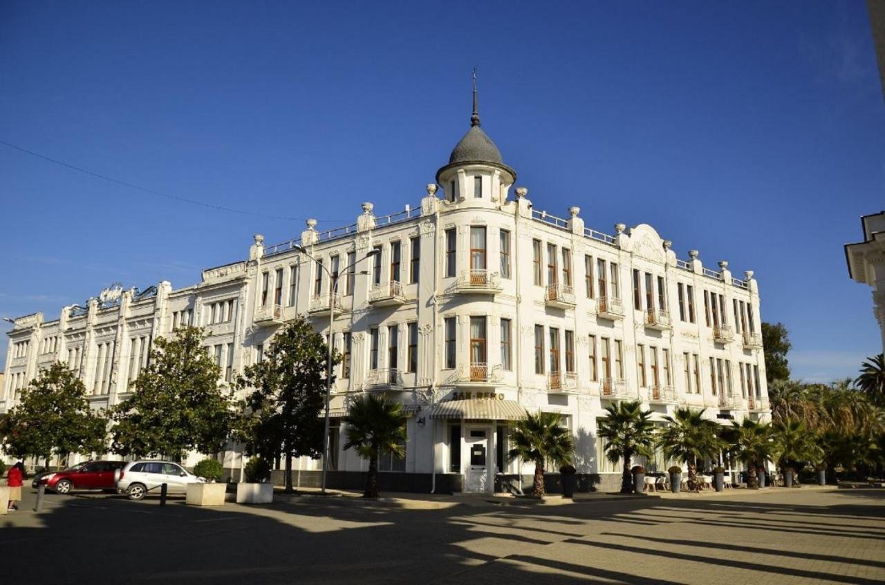 Ritsa Hotel Sohum Dış mekan fotoğraf