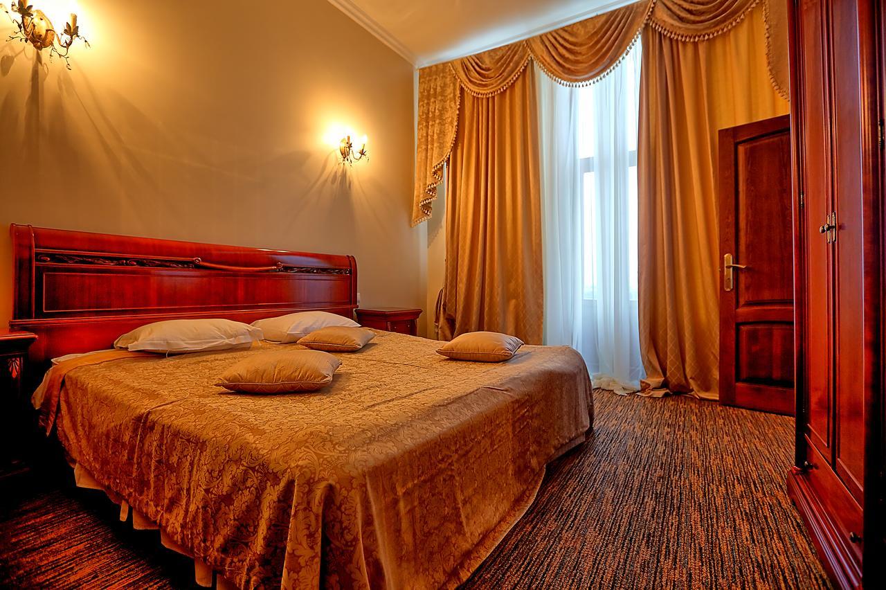 Ritsa Hotel Sohum Dış mekan fotoğraf
