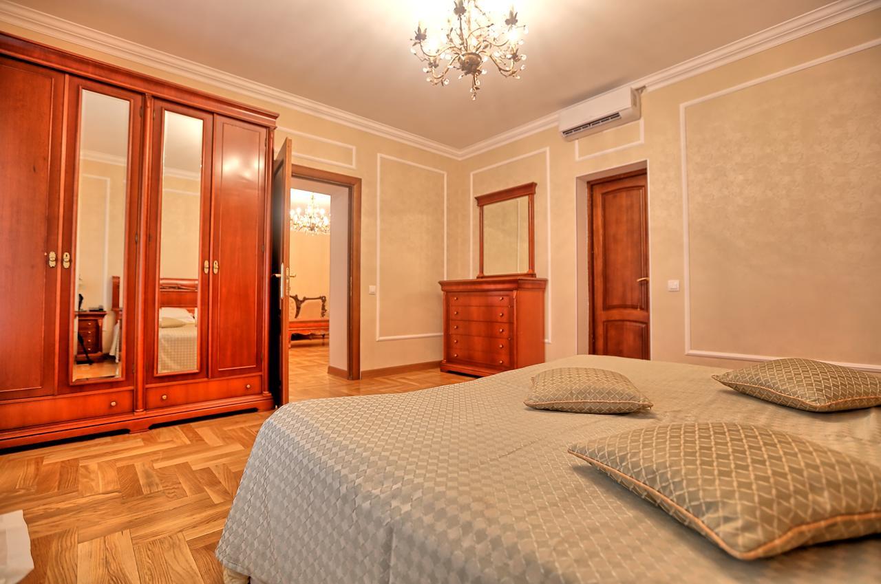 Ritsa Hotel Sohum Dış mekan fotoğraf